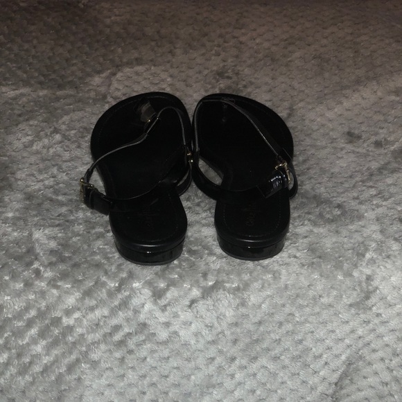 Women’s Cole Haan sandal - Picture 3 of 3